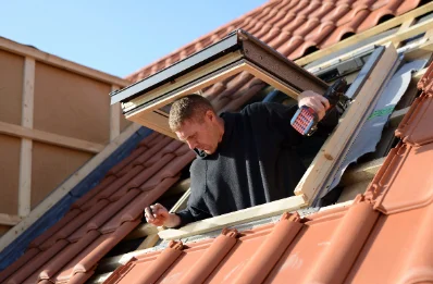 Pose de fenêtres de toit Velux à Lannebert